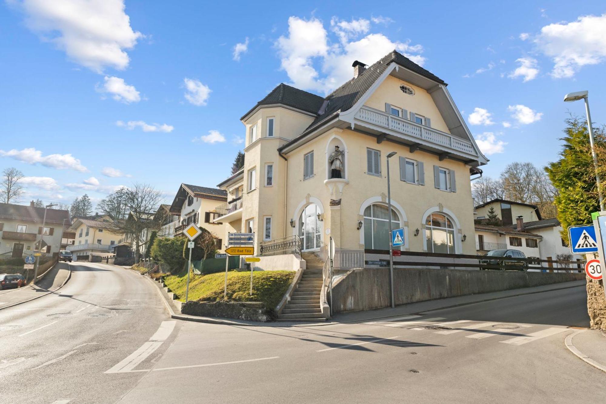 Liebelei Miesbach - Boutique-Apartment Mit Terrasse Im Zentrum Exterior photo