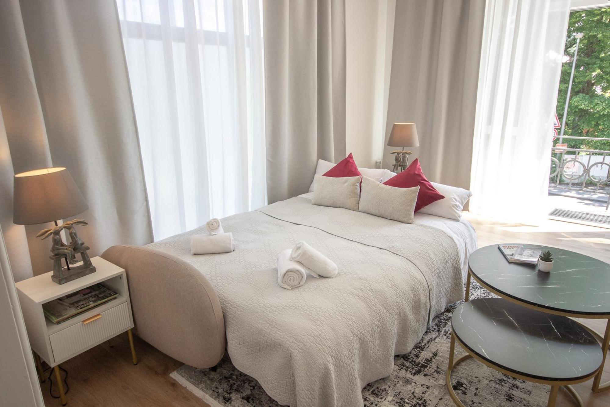 Liebelei Miesbach - Boutique-Apartment Mit Terrasse Im Zentrum Exterior photo