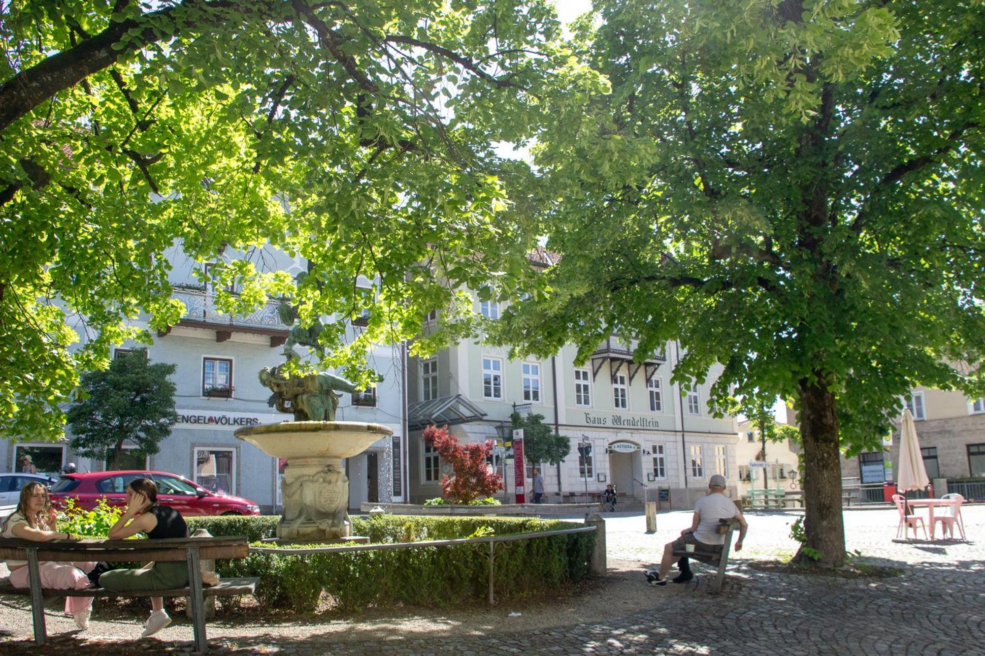 Liebelei Miesbach - Boutique-Apartment Mit Terrasse Im Zentrum Exterior photo